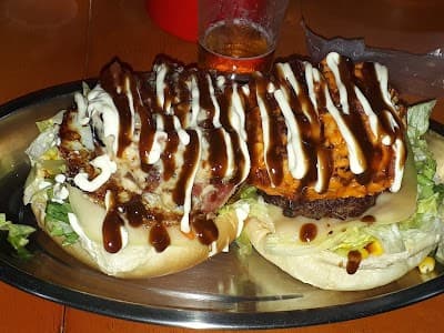 Trop's Hamburgueria - Foto 6