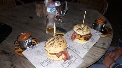 Trop's Hamburgueria - Foto 10